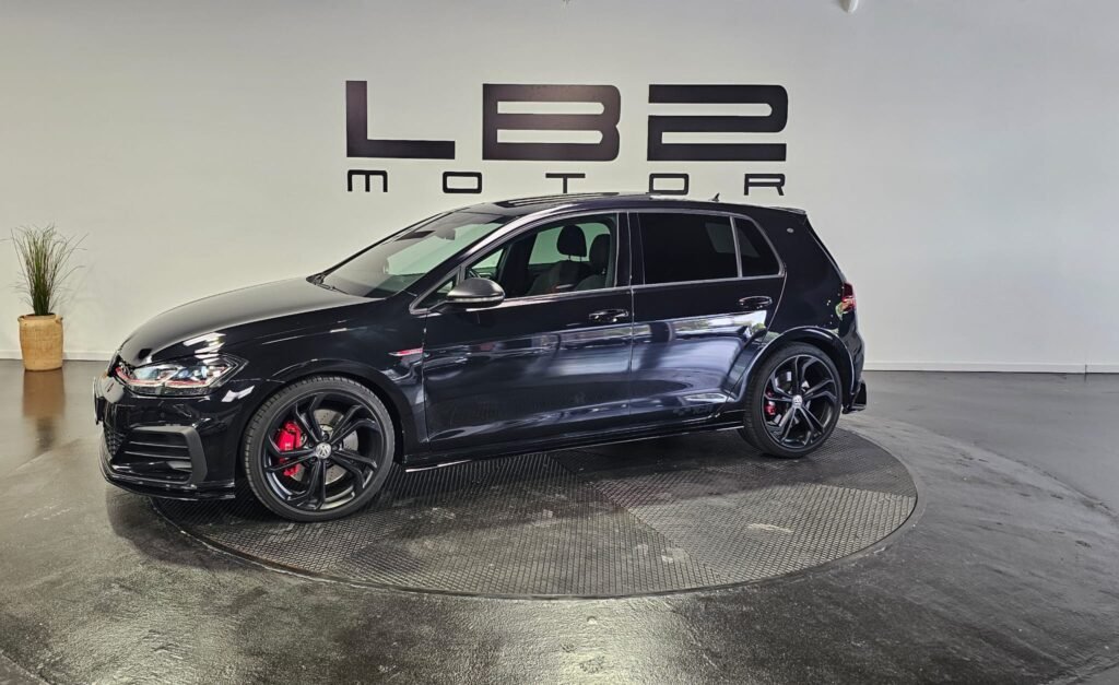 VOLKSWAGEN GOLF GTI TCR 290cv