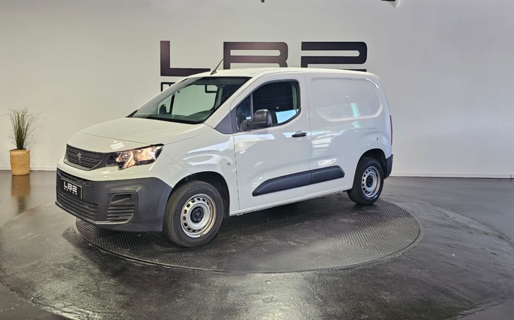 PEUGEOT PARTNER PRO STAN
